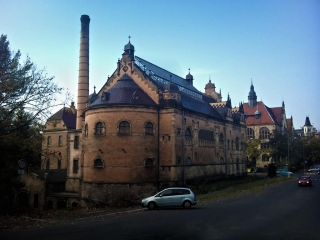 Vyřešen problém odstavených aut v budoucím koridoru